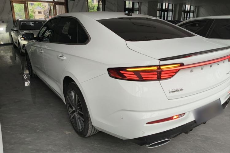 Geely Preface 2023 — 4