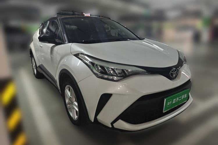 Toyota C-HR 2021 — фото 3