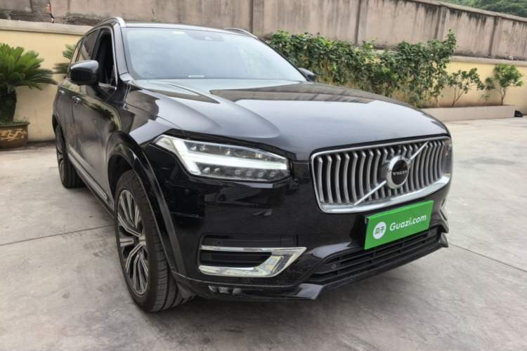 Volvo XC90 2021 — 3