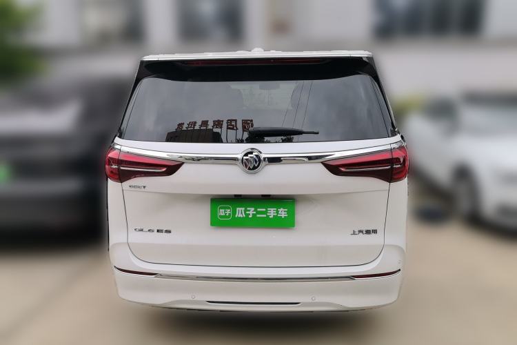 Buick GL8 2022 — 5