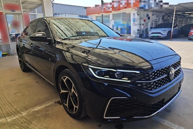 Volkswagen Passat 2024 — 3