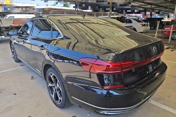 Volkswagen Passat 2024 — 4
