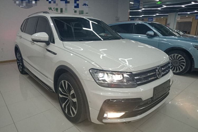 Volkswagen Tiguan L 2021 — 3