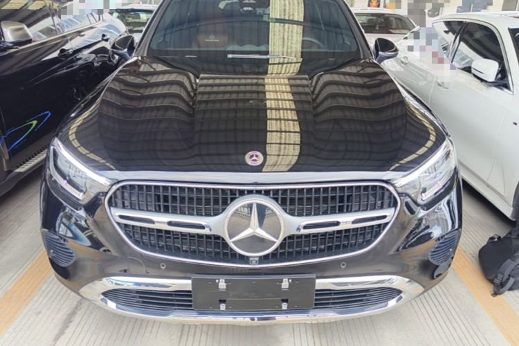 Mercedes-Benz GLC 260 L 2025 — фото 2