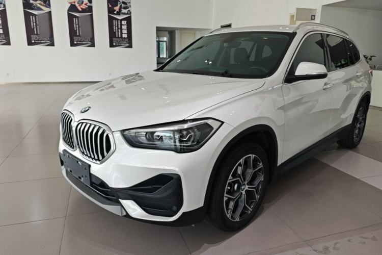 BMW X1 2022 — фото 1