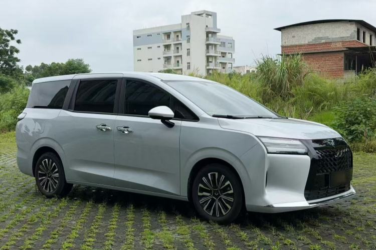 Wuling 730 2025 — 3