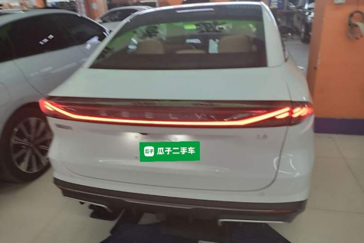 Geely Galaxy L6 2023 — 5