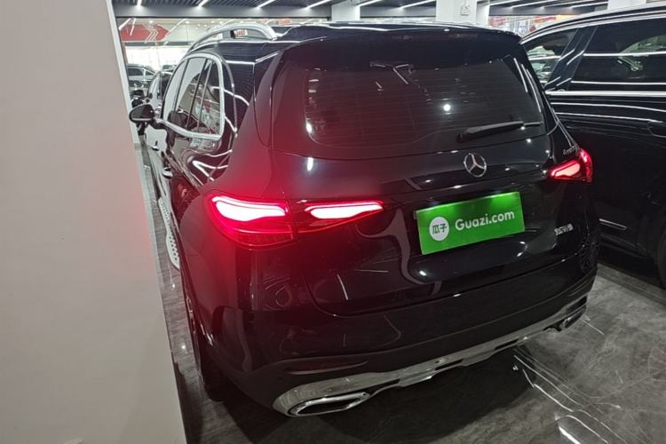 Mercedes-Benz GLC 260 L 2023 — фото 4