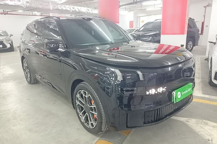Lynk & Co 900 2025 — 3