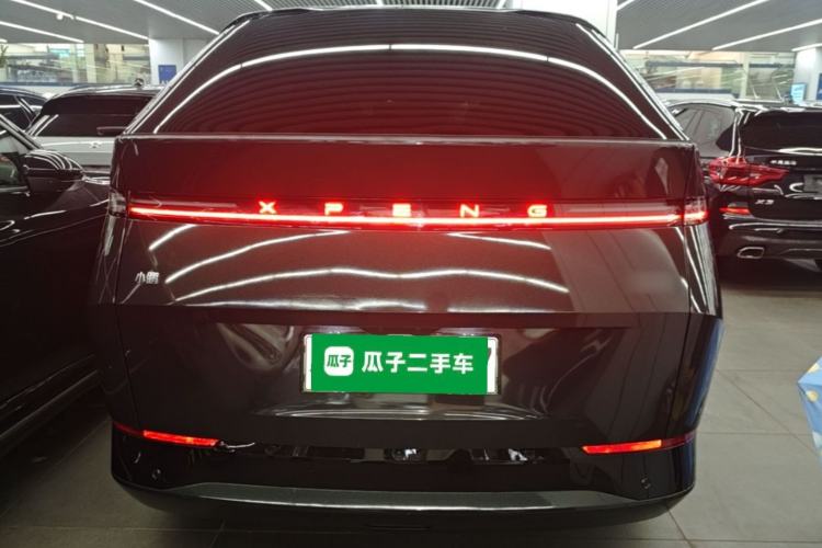 XPeng X9 2024 — 5