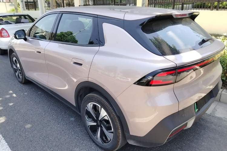 ChangAn NEVO Q05 2026 — 4