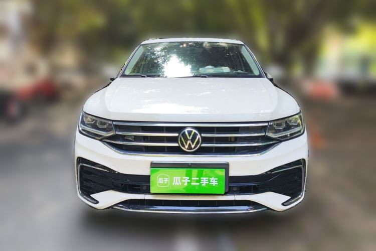 Volkswagen Tiguan L 2022 — фото 2
