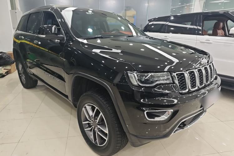 Jeep Grand Cherokee 2020 — 3