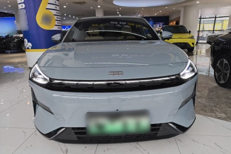 Geely Galaxy L6 2023 — 2