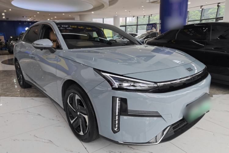 Geely Galaxy L6 2023 — 3