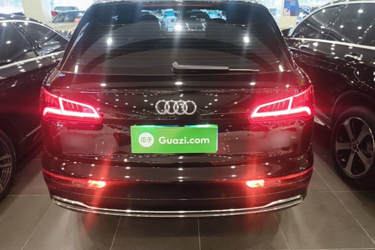 Audi Q5L 2020 — 5