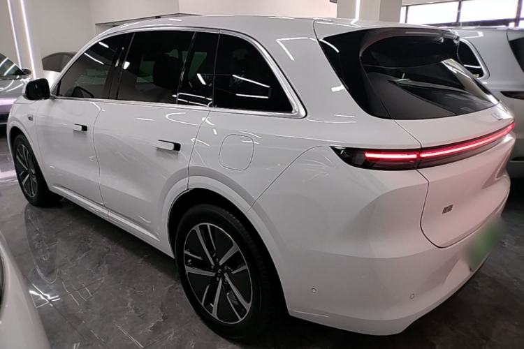 Li Auto L6 2024 — 4