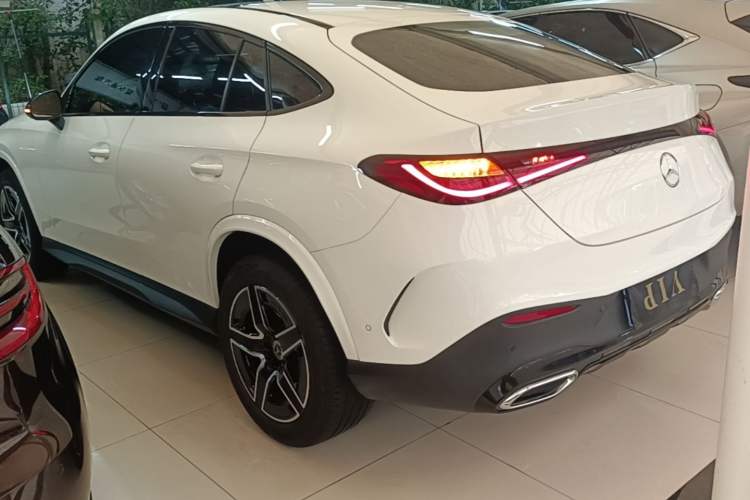Mercedes-Benz GLC 260 2024 — 4