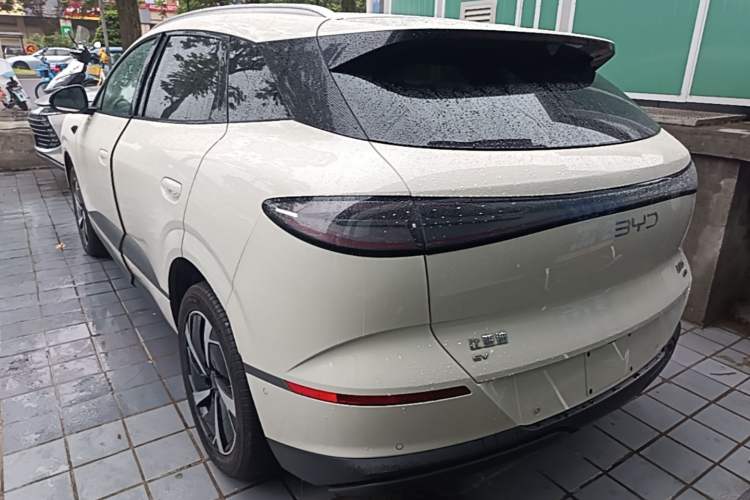 BYD Sealion 06 2025 — 4