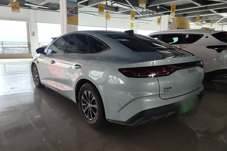 BYD Qin L 2025 — фото 4