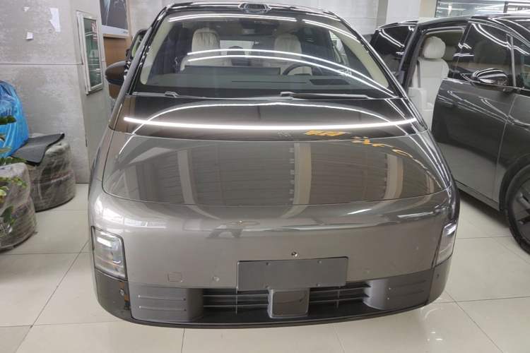 Li Auto MEGA 2025 — 2