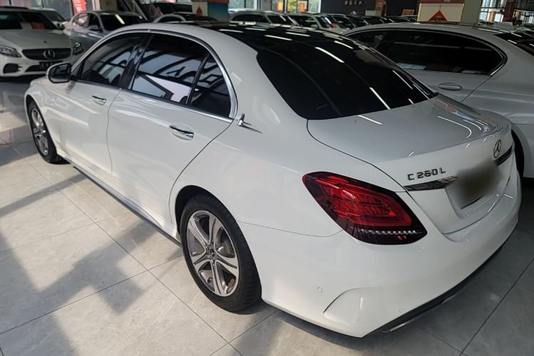 Mercedes-Benz C 260 L 2020 — фото 4