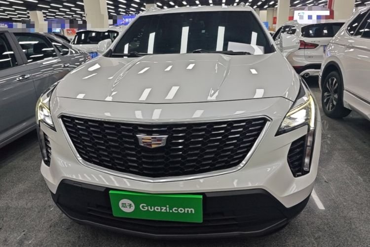 Cadillac XT4 2021 — фото 2