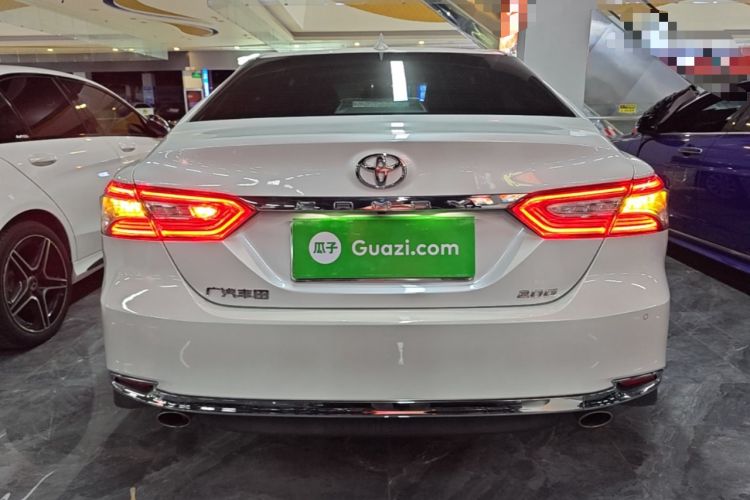 Toyota Camry 2023 — 5