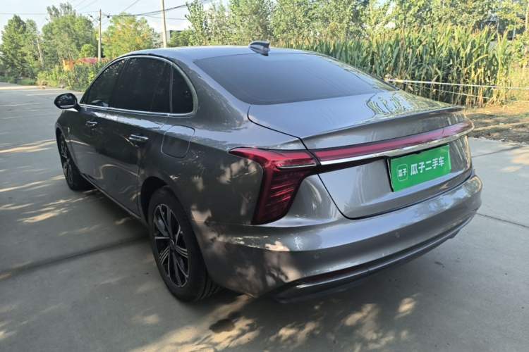 Hongqi H5 PHEV 2025 — фото 4