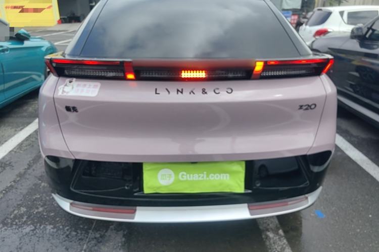 Lynk & Co Z20 2025 — 5