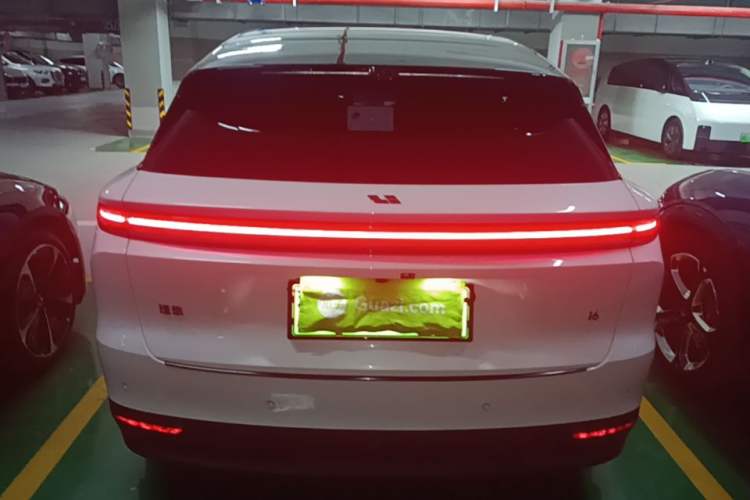 Li Auto i6 2025 — 5