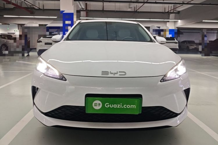 BYD Seal 05 DM-i 2025 — фото 2