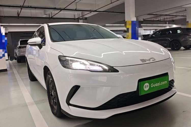 BYD Seal 05 DM-i 2025 — фото 3