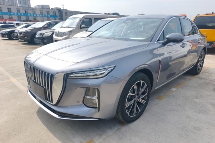 Hongqi H5 PHEV 2025 — фото 1