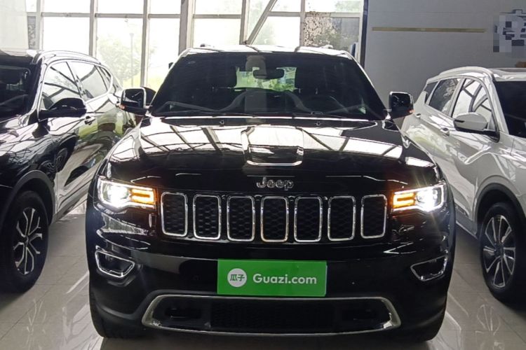 Jeep Grand Cherokee 2020 — фото 2