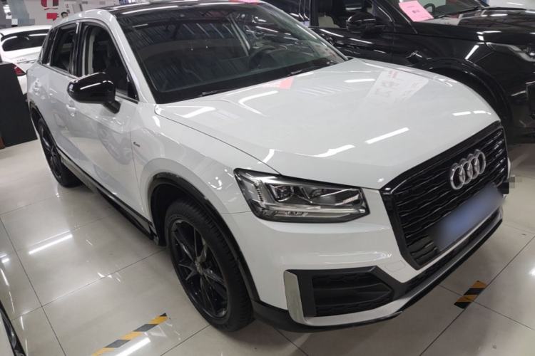 Audi Q2L 2021 — 3