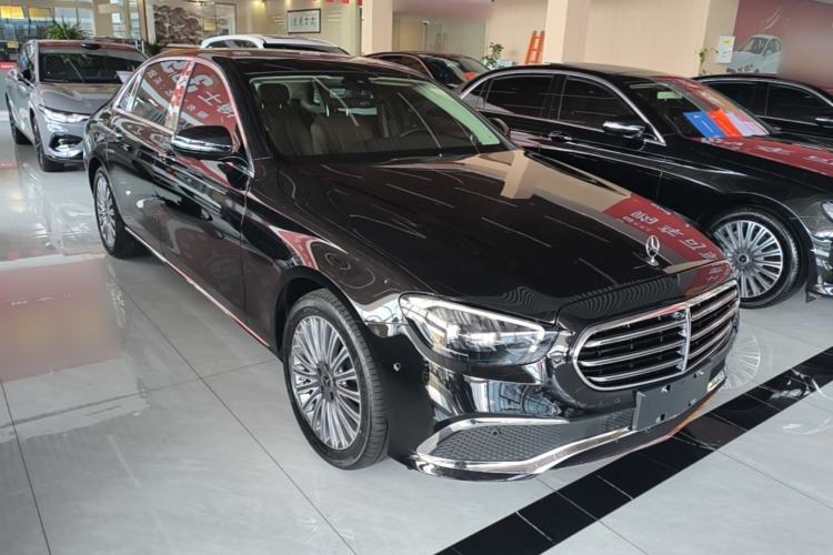 Mercedes-Benz E 300 L 2023 — 3
