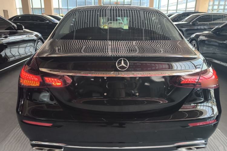 Mercedes-Benz E 300 L 2023 — 5