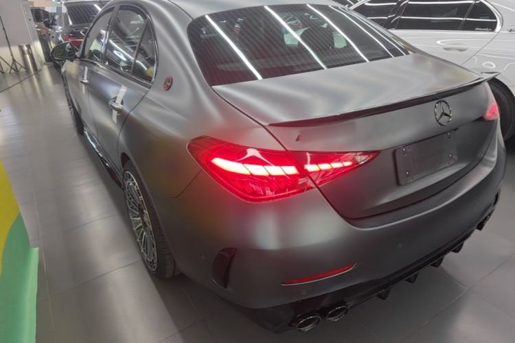 Mercedes-Benz C 43 2024 — 4