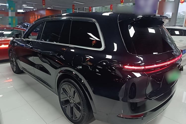 Li Auto L9 2022 — 4