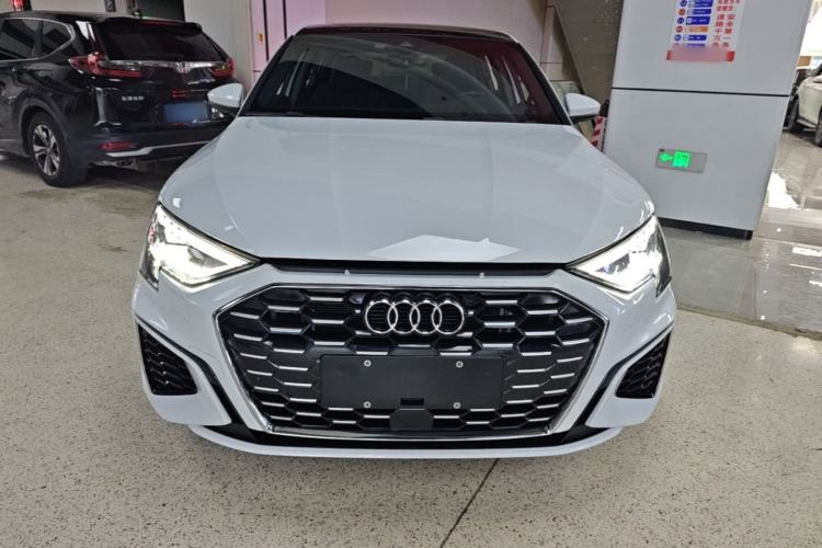 Audi A3L 2023 — 2
