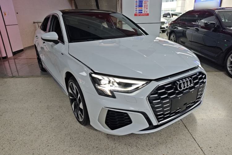 Audi A3L 2023 — 3