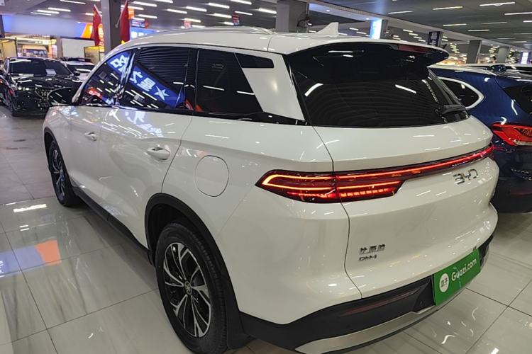 BYD Song Pro 2025 — фото 4