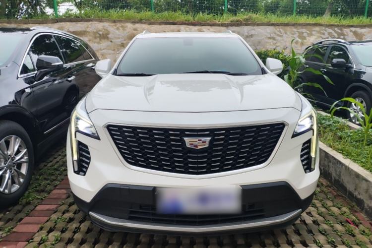 Cadillac XT4 2020 — фото 2