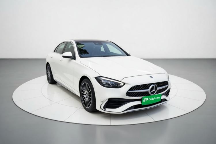 Mercedes-Benz C 260 L 2023 — фото 3
