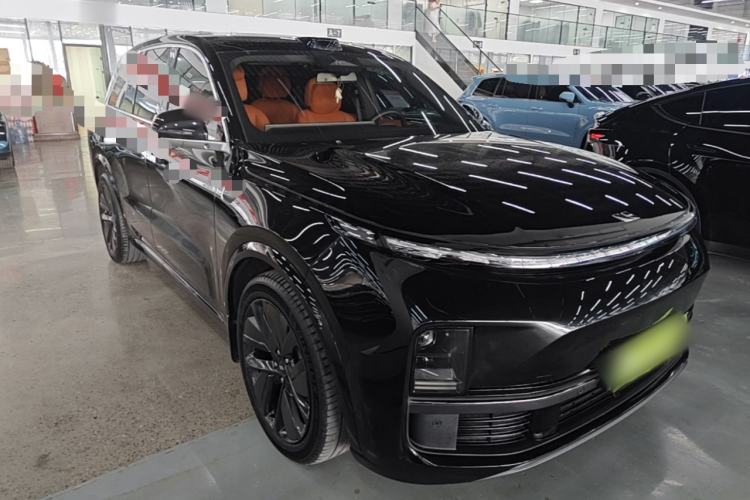 Li Auto L8 2024 — 3