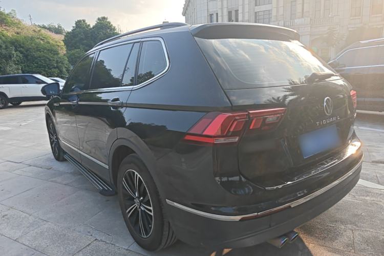 Volkswagen Tiguan L 2021 — 4