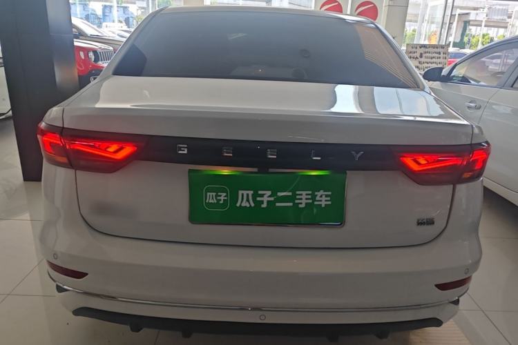 Geely Emgrand 2025 — 5