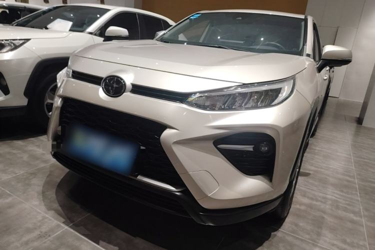Toyota RAV4 2020 — фото 1