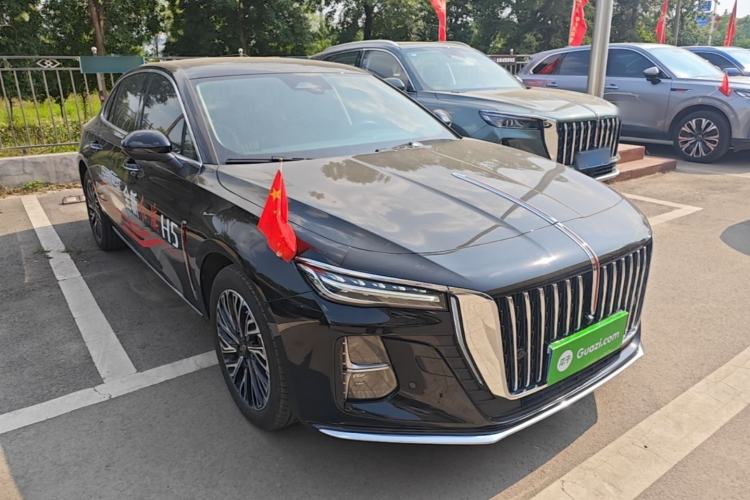 Hongqi H5 2025 — 3